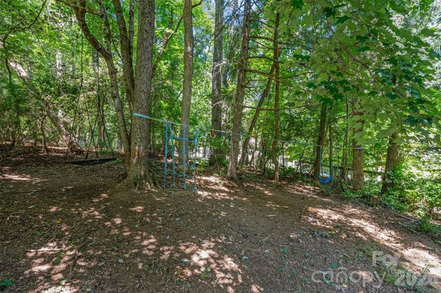 55 Greenwood Acres Drive, Mills River, NC 28759
