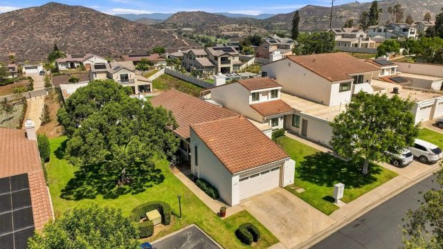 17824 Villamoura Dr, Poway, CA 92064