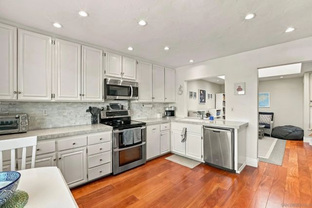 17824 Villamoura Dr, Poway, CA 92064