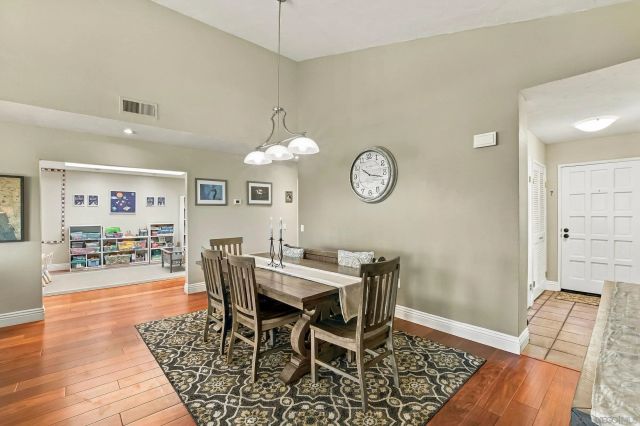 17824 Villamoura Dr, Poway, CA 92064