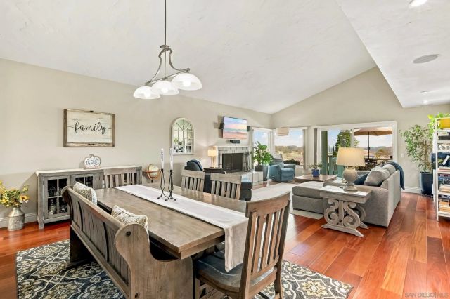 17824 Villamoura Dr, Poway, CA 92064