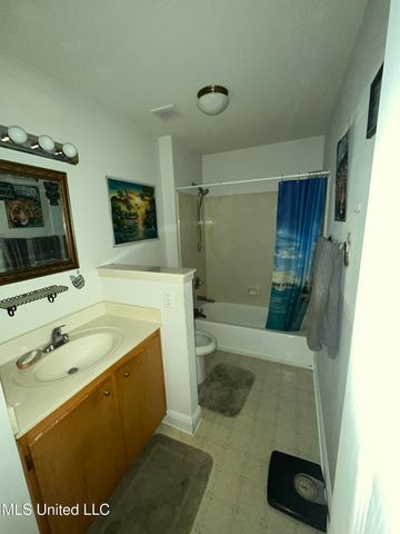 529 26th 1/2 Street, Gulfport, MS 39507
