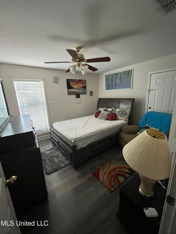 529 26th 1/2 Street, Gulfport, MS 39507