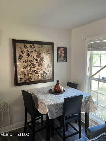 529 26th 1/2 Street, Gulfport, MS 39507