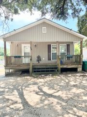 529 26th 1/2 Street, Gulfport, MS 39507
