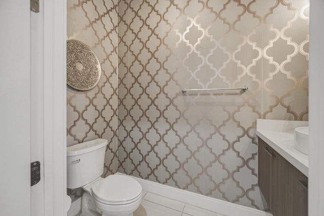 8272 NW 44th Terrace, Doral, FL 33166