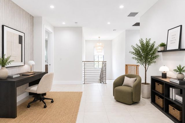 8272 NW 44th Terrace, Doral, FL 33166