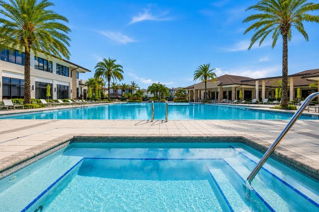 8272 NW 44th Terrace, Doral, FL 33166