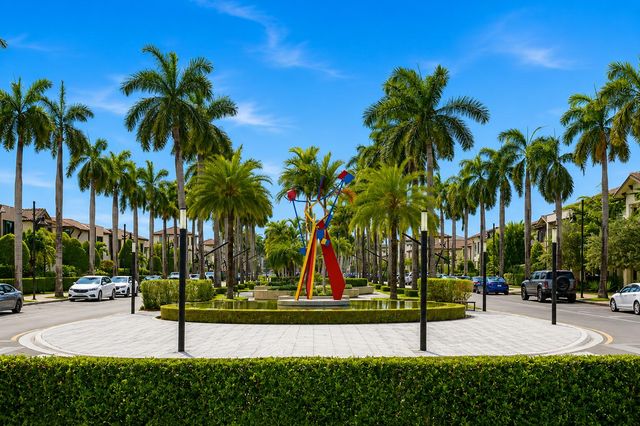 8272 NW 44th Terrace, Doral, FL 33166