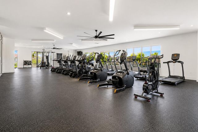 8272 NW 44th Terrace, Doral, FL 33166