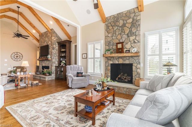 7955 Valley View Drive, Clemmons, NC 27012