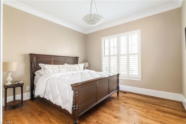 7955 Valley View Drive, Clemmons, NC 27012