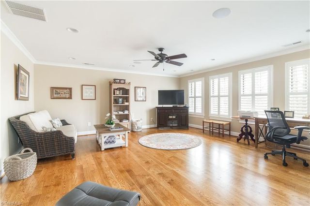 7955 Valley View Drive, Clemmons, NC 27012