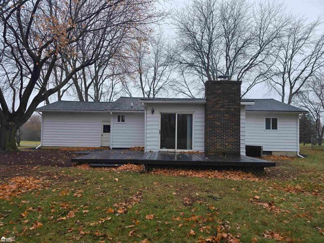 1043 Balmoral Parkway, Flint, MI 48532