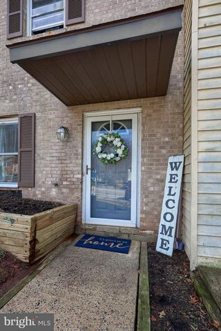 338 JUNIPER DR, Etters, PA 17319