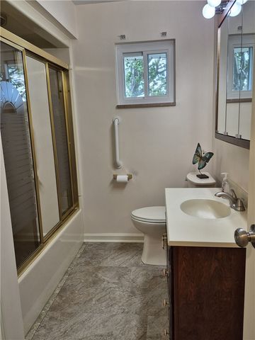1841 Outlook Dr, Verona, PA 15147
