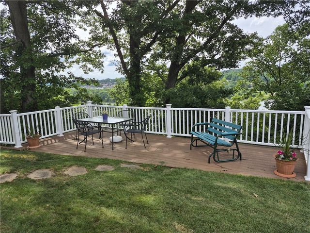 1841 Outlook Dr, Verona, PA 15147