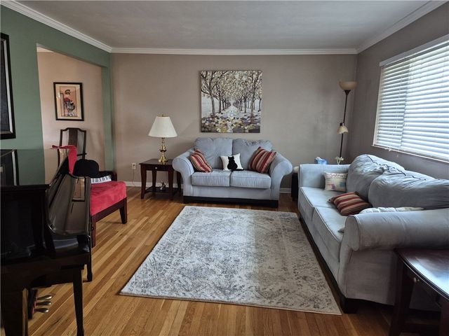 1841 Outlook Dr, Verona, PA 15147