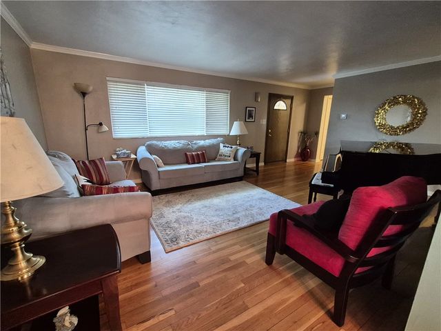 1841 Outlook Dr, Verona, PA 15147