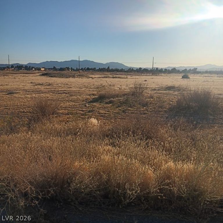 1150 South Thunderpass Avenue, Pahrump, NV 89048