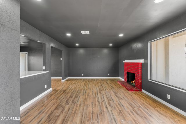 21449 Applewood Drive, California City, CA 93505