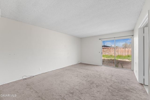 21449 Applewood Drive, California City, CA 93505