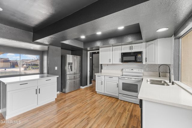 21449 Applewood Drive, California City, CA 93505