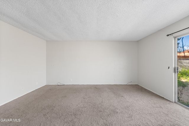 21449 Applewood Drive, California City, CA 93505