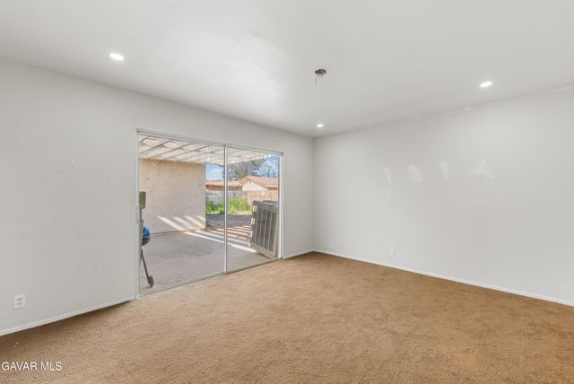 21449 Applewood Drive, California City, CA 93505