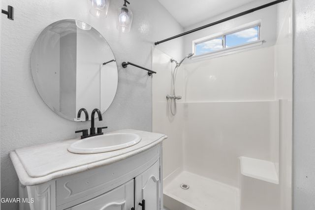 21449 Applewood Drive, California City, CA 93505