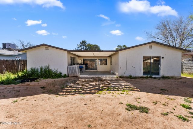 21449 Applewood Drive, California City, CA 93505