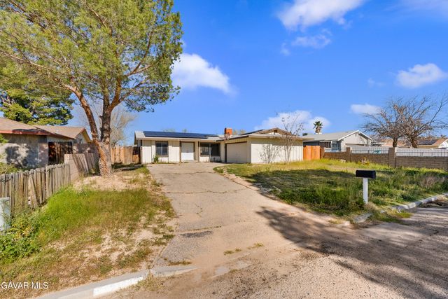 21449 Applewood Drive, California City, CA 93505