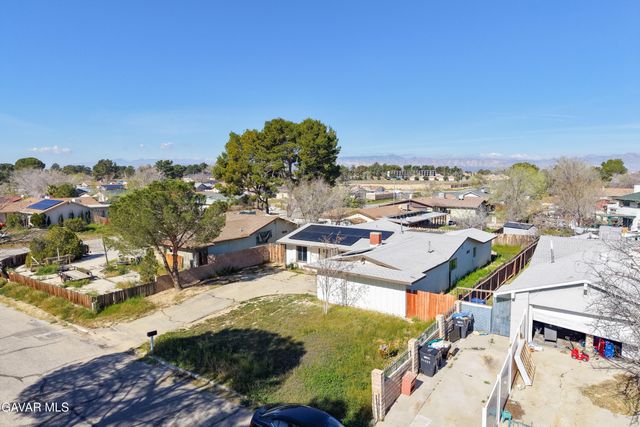 21449 Applewood Drive, California City, CA 93505