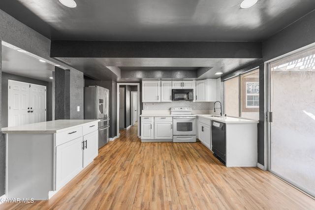 21449 Applewood Drive, California City, CA 93505