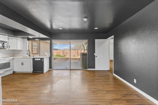 21449 Applewood Drive, California City, CA 93505