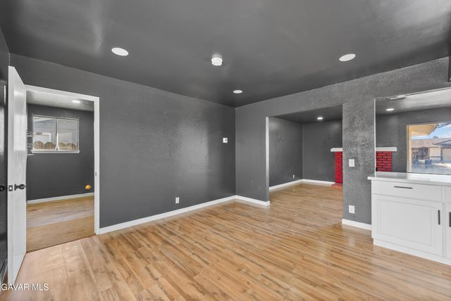 21449 Applewood Drive, California City, CA 93505