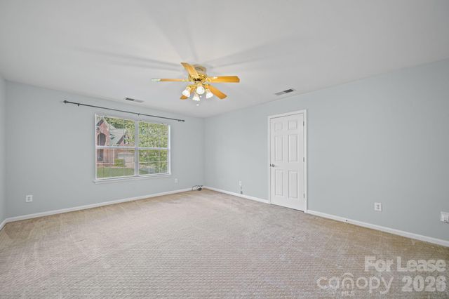 2812 Redfield Drive, Charlotte, NC 28270