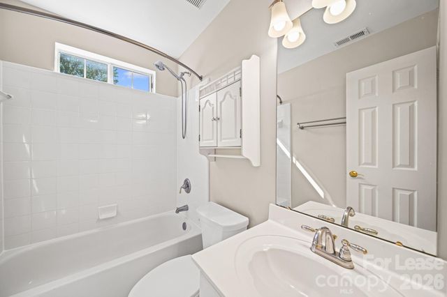 2812 Redfield Drive, Charlotte, NC 28270