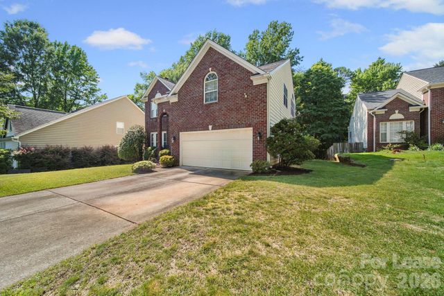 2812 Redfield Drive, Charlotte, NC 28270