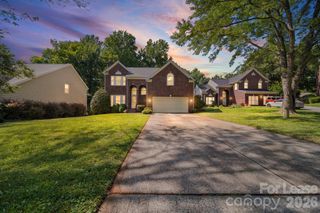 2812 Redfield Drive, Charlotte, NC 28270