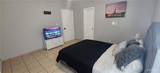 402 S 34th Street, Edinburg, TX 78542