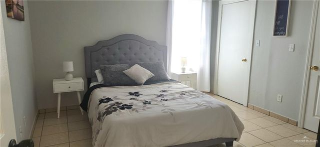 402 S 34th Street, Edinburg, TX 78542