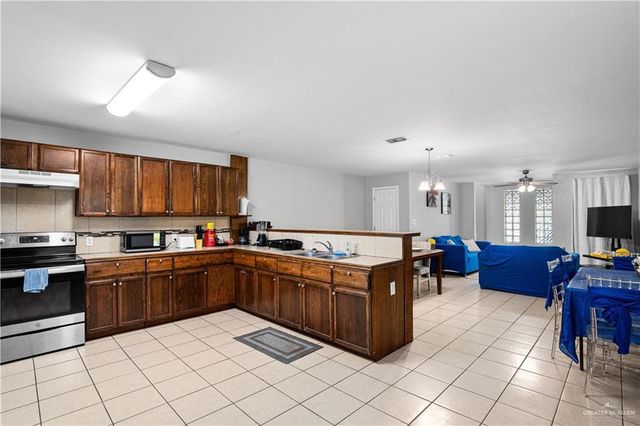 402 S 34th Street, Edinburg, TX 78542