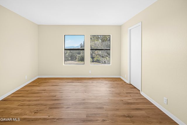 31720 E 96th Street, Littlerock, CA 93543