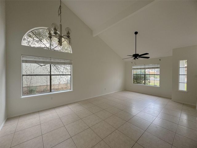 6507 Luckenbach LN, Austin, TX 78729