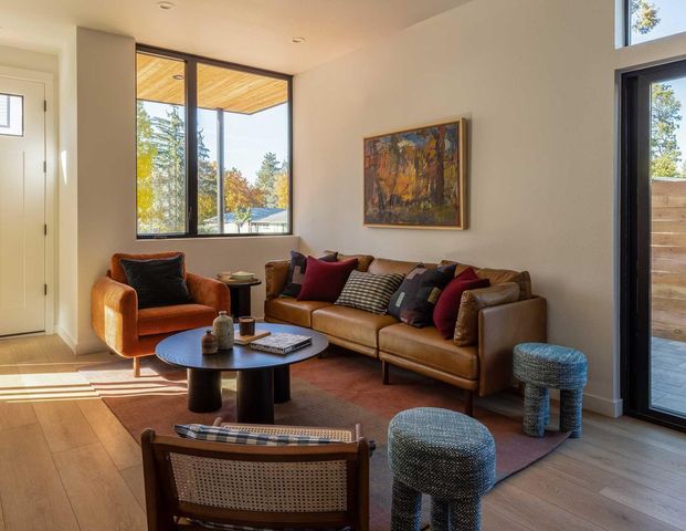 643 NE Marshall Avenue, Bend, OR 97701