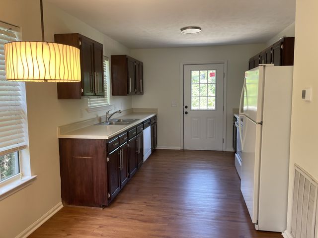 428 Newton Ct, Nashville, TN 37209