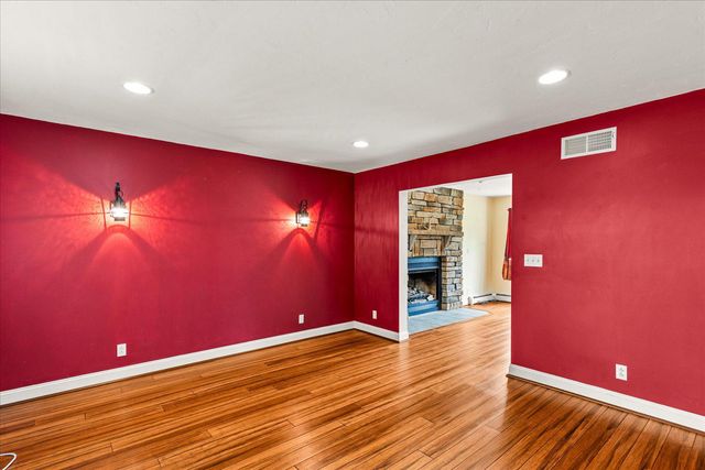 333 NEWCOMER RD, Windsor, PA 17366