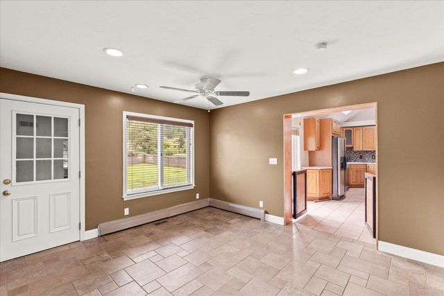 333 NEWCOMER RD, Windsor, PA 17366