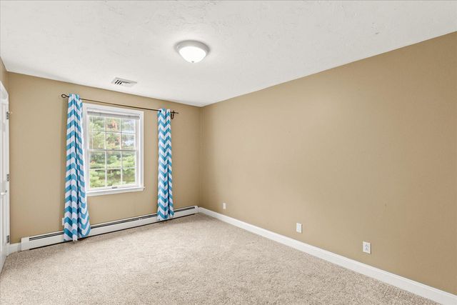 333 NEWCOMER RD, Windsor, PA 17366